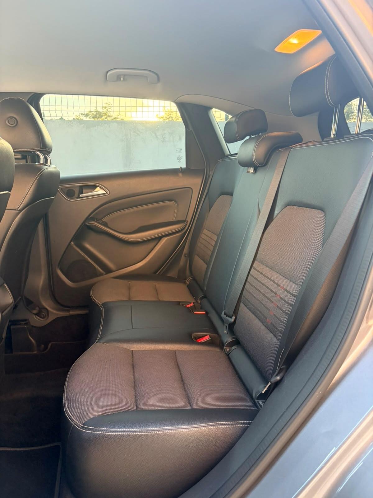 Mercedes-benz B 180 d Automatic Executive