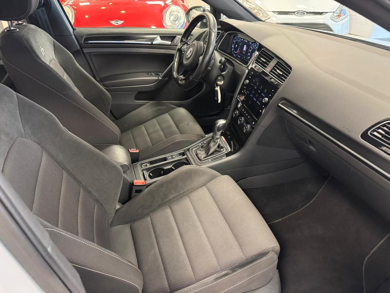 Volkswagen Golf R 2.0 TSI DSG 4MOTION 5p. BMT