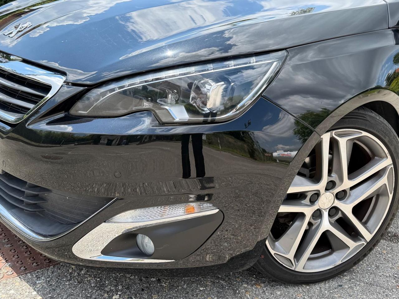 Peugeot 308 Allure 1.2 PureTech 130 #11213