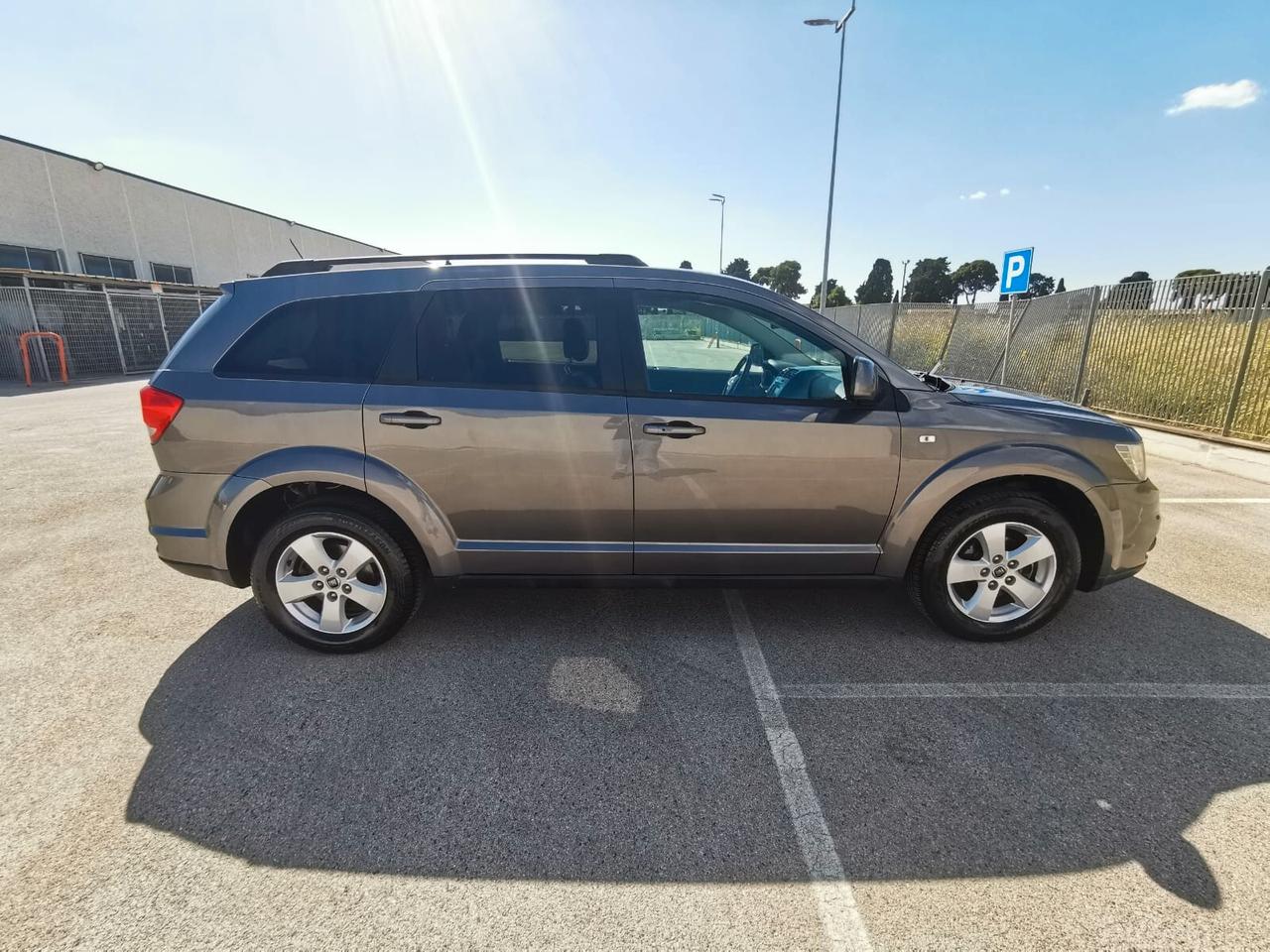 Fiat Freemont 2.0 MJ 140 CV Urban 7 POSTI