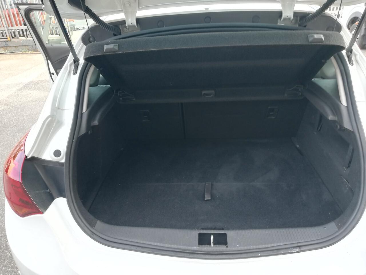 Opel Astra 1.4 Turbo 140CV 5 porte GPL Tech Cosmo