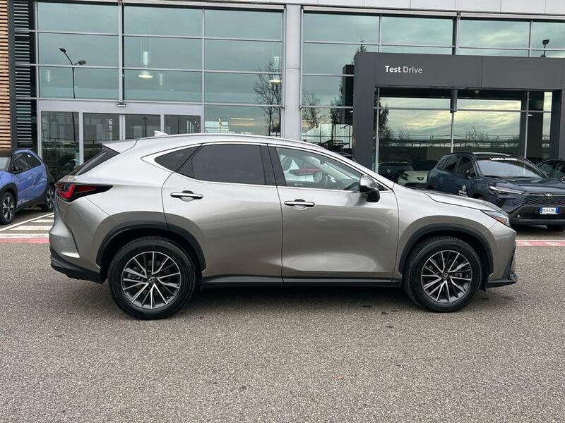 Lexus NX NX Hybrid 4WD Premium IVA ESPOSTA COMPRESA