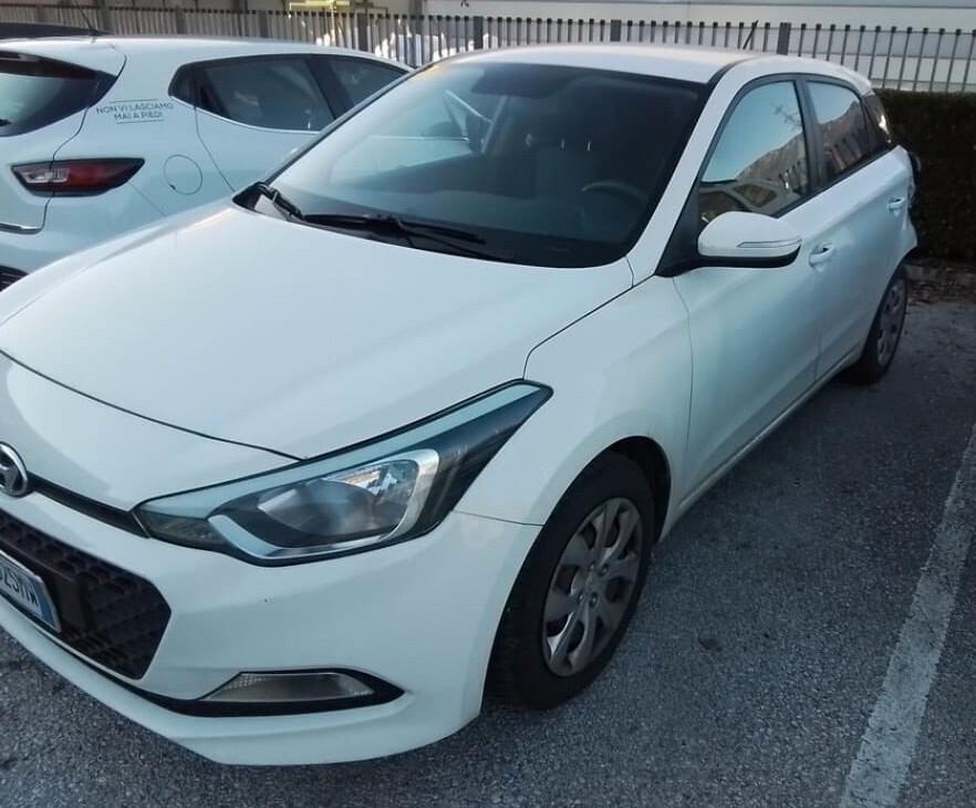 Hyundai i20 1.2 5 porte Classic