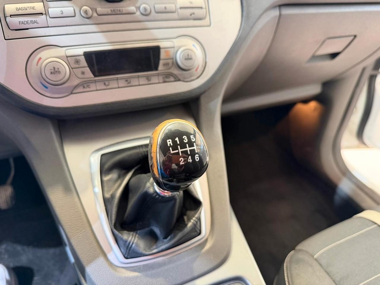 Ford Kuga 2.0 TDCi 140 CV 2WD Titanium DPF