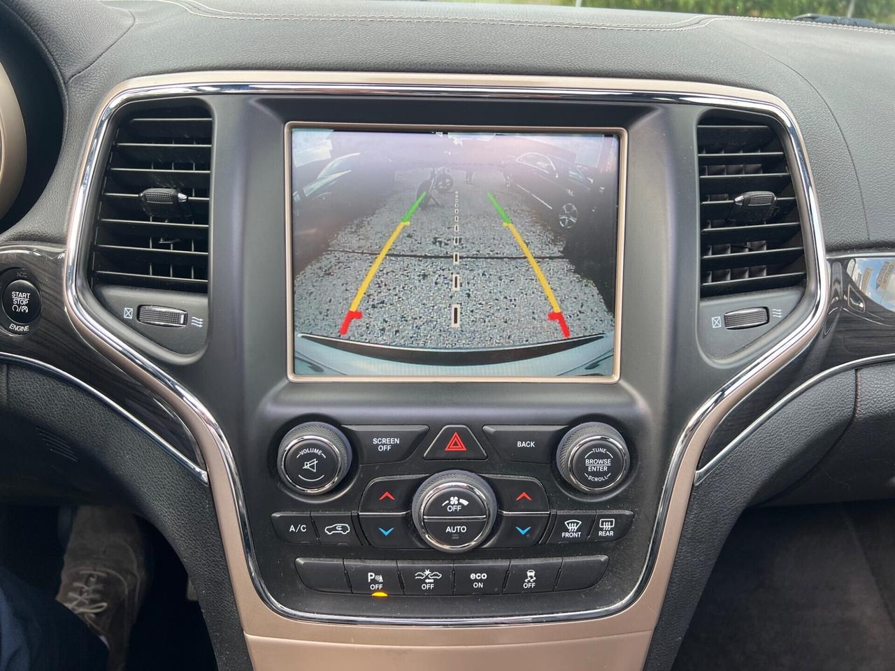 Jeep Grand Cherokee Overland FULL-OPTIONAL