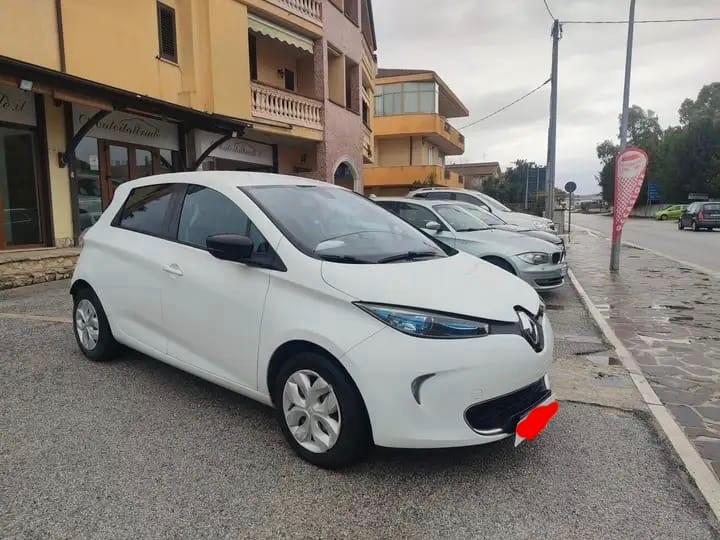 Renault ZOE Life solo da Qualitycars Pescara