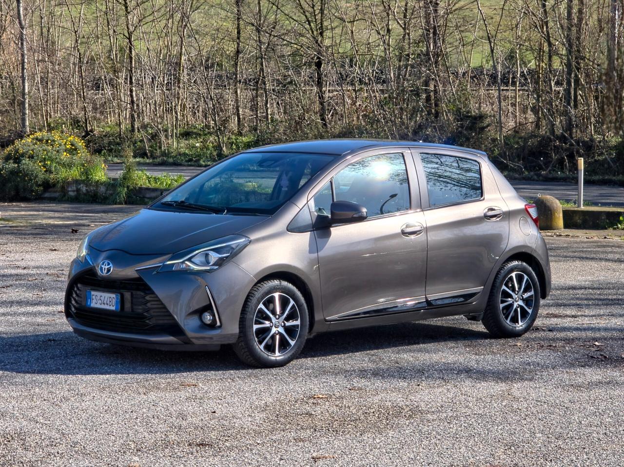 Toyota Yaris 1.5 Hybrid 5 porte Business 2018-E6 Automatico NEO