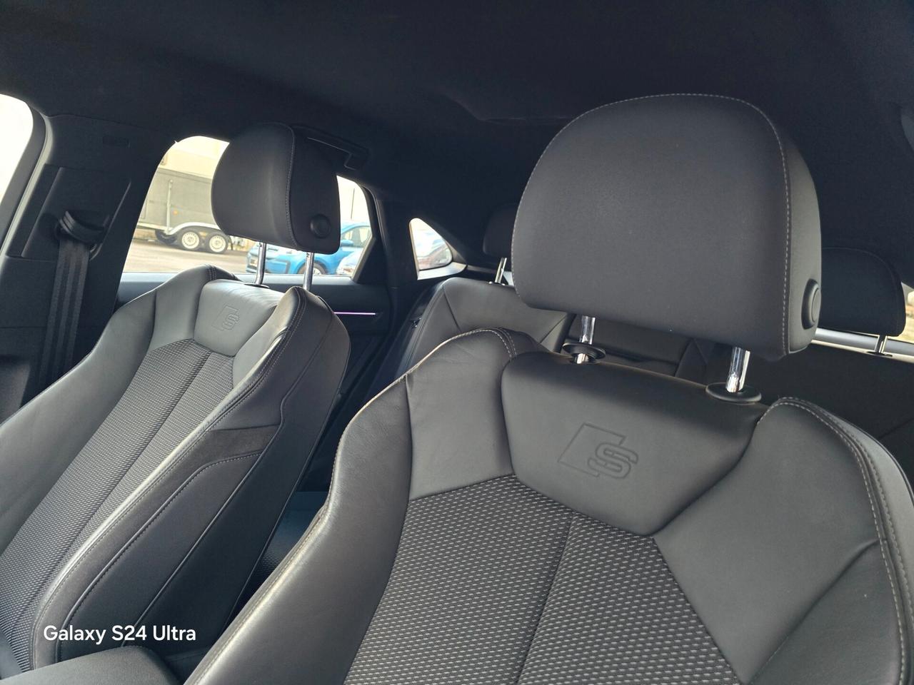 Audi Q3 SPB 35 TDI S tronic S line edition Total Black