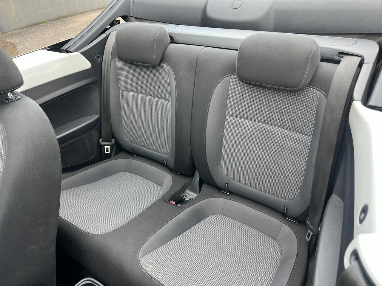 VW Maggiolino 1.2 TSI CABRIO Design BlueMotion Technology/UNIPROP