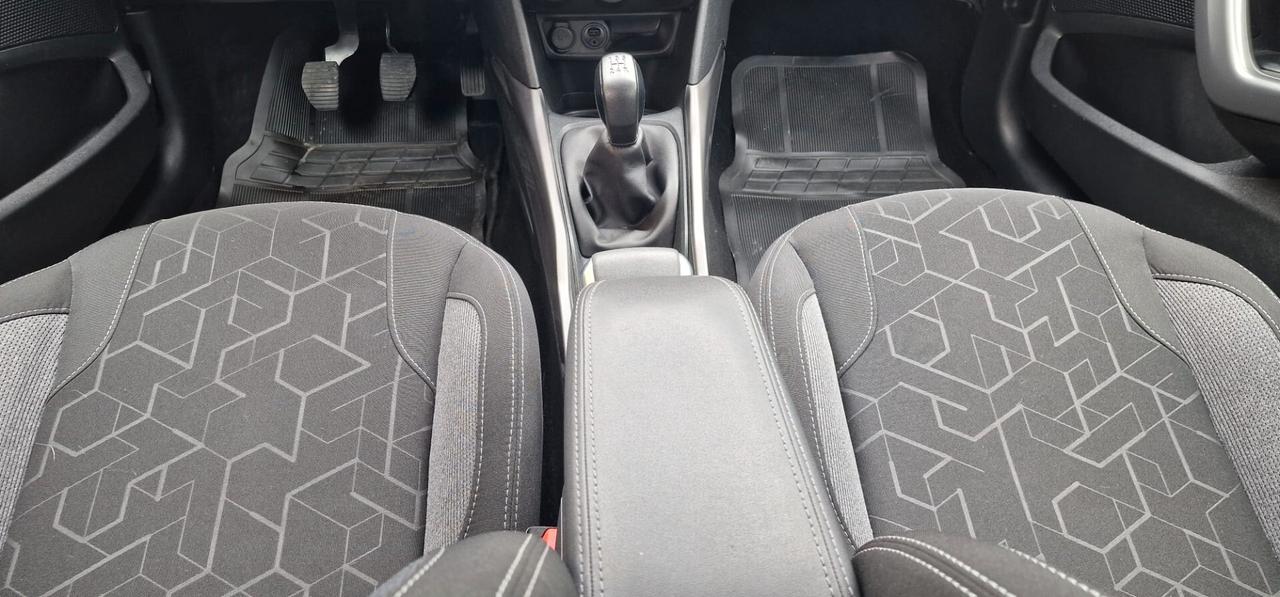 Peugeot 2008 BlueHDi 100CV Allure