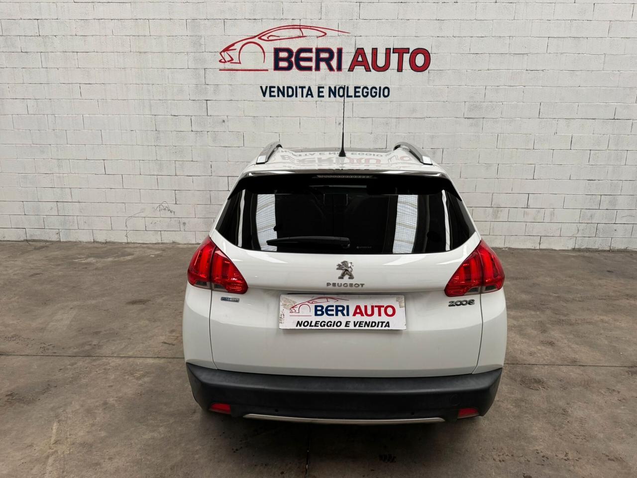 Peugeot 2008 PureTech Allure