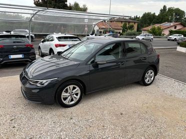 VOLKSWAGEN Golf 2.0 TDI DSG SCR Life NEOPATENTATI