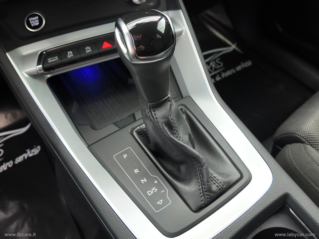 AUDI Q3 35 TDI S tronic S line edit. IDENTITY BLACK