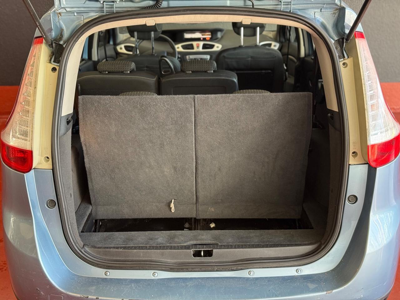 Renault Scenic 1.9 dCi 130CV Luxe 7 posti