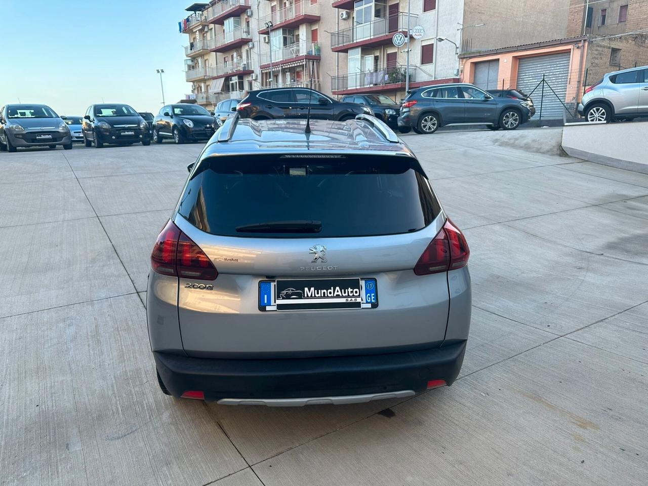 Peugeot 2008 Peugeot 2008 BlueHDi 120 S&amp;amp;amp;S Allure