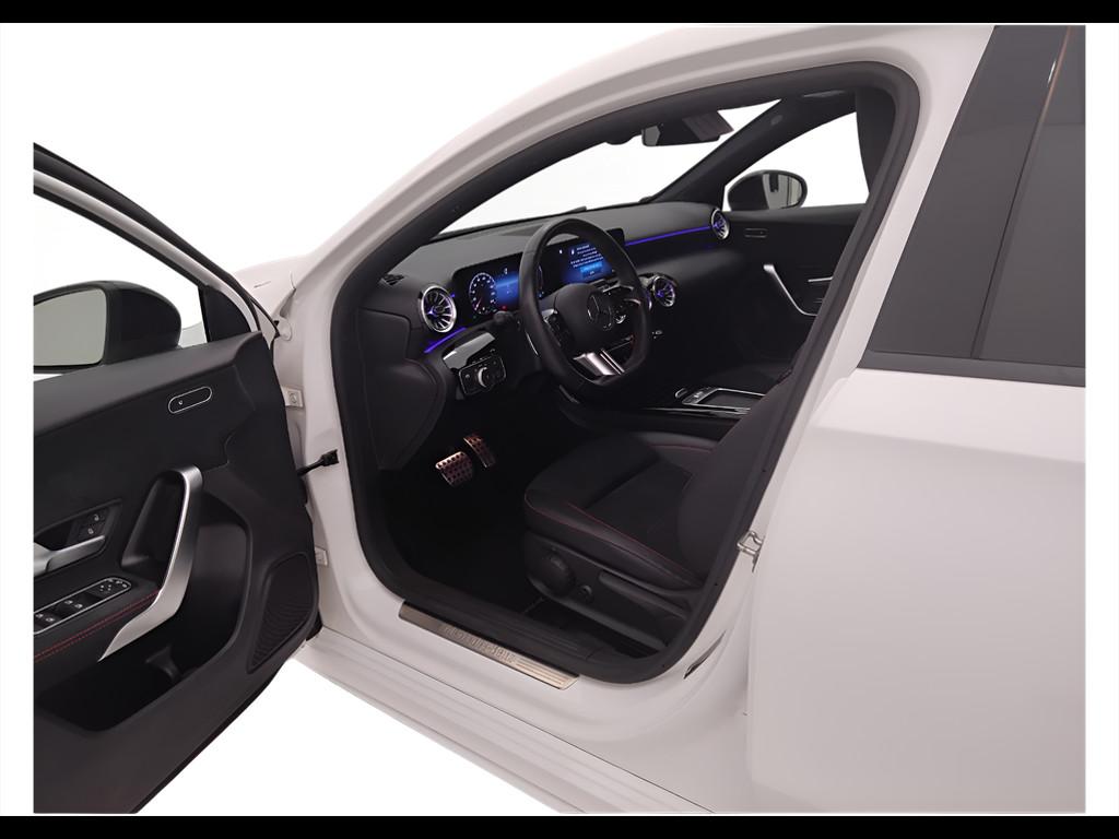 Mercedes-Benz Classe A - W177 2018 - A 180 d Premium auto