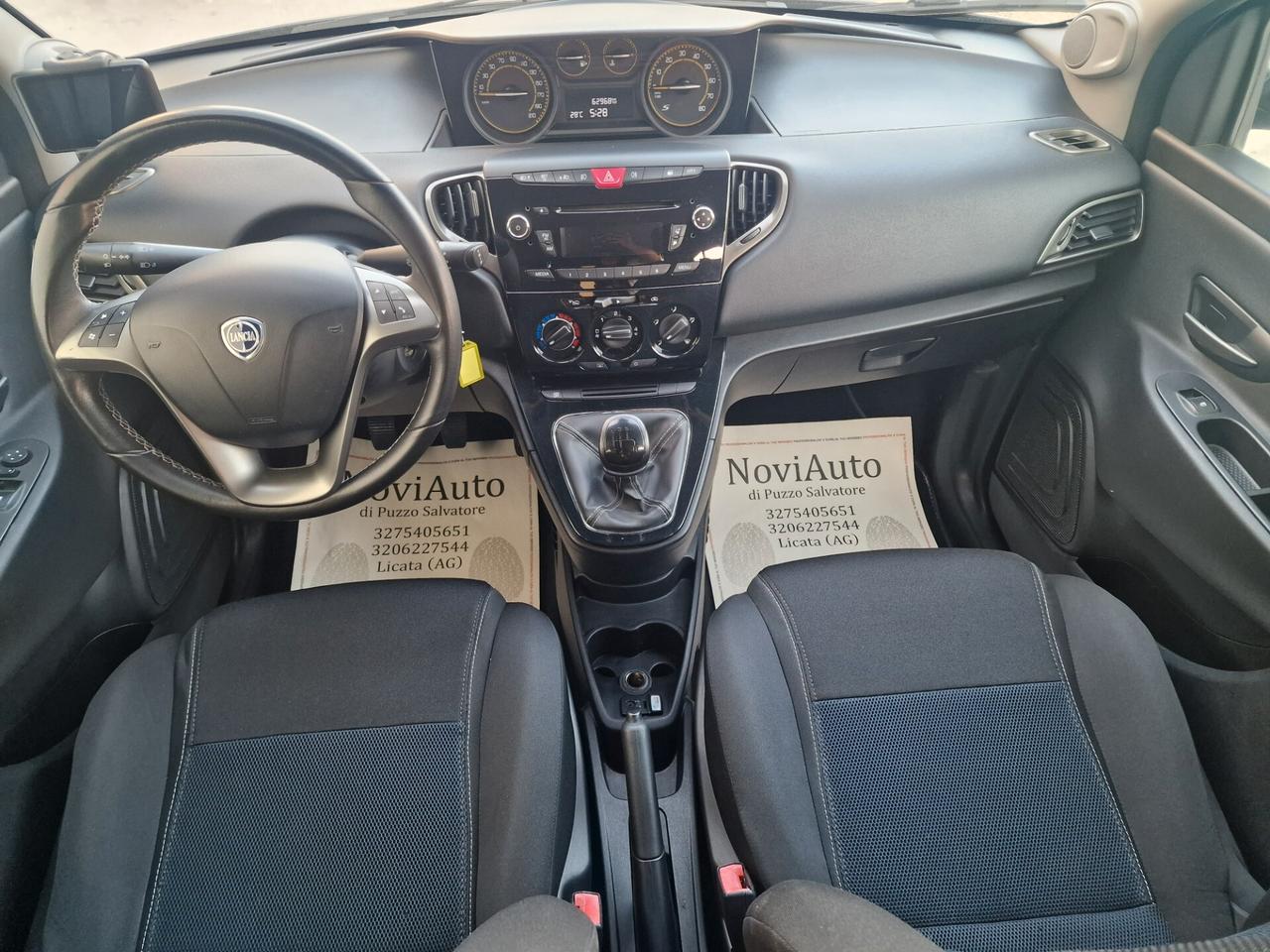 Lancia Ypsilon 1.2 benzina 70cv Momodesign