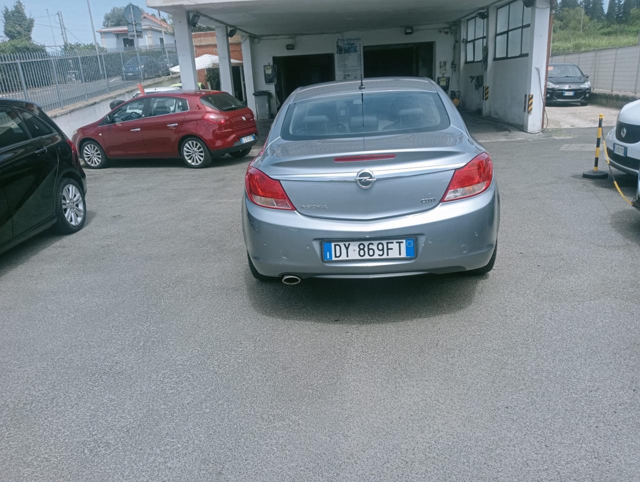 Opel Insignia 2.0 CDTI 4 porte