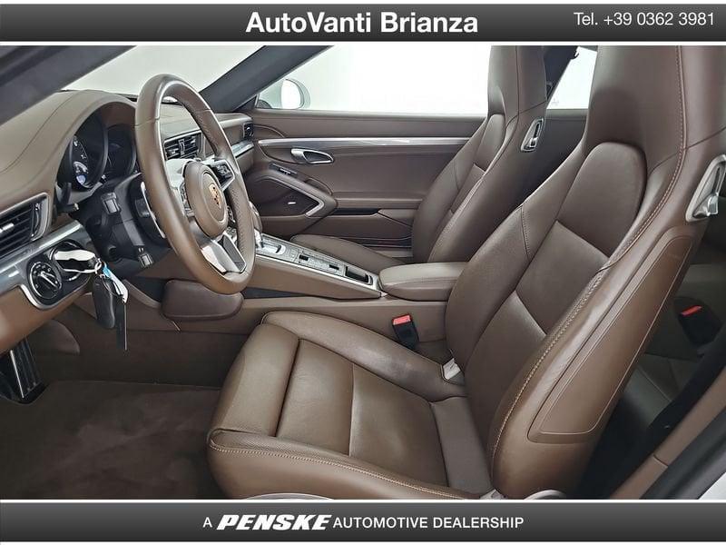 Porsche 911 911 Coupe 3.0 Carrera 4