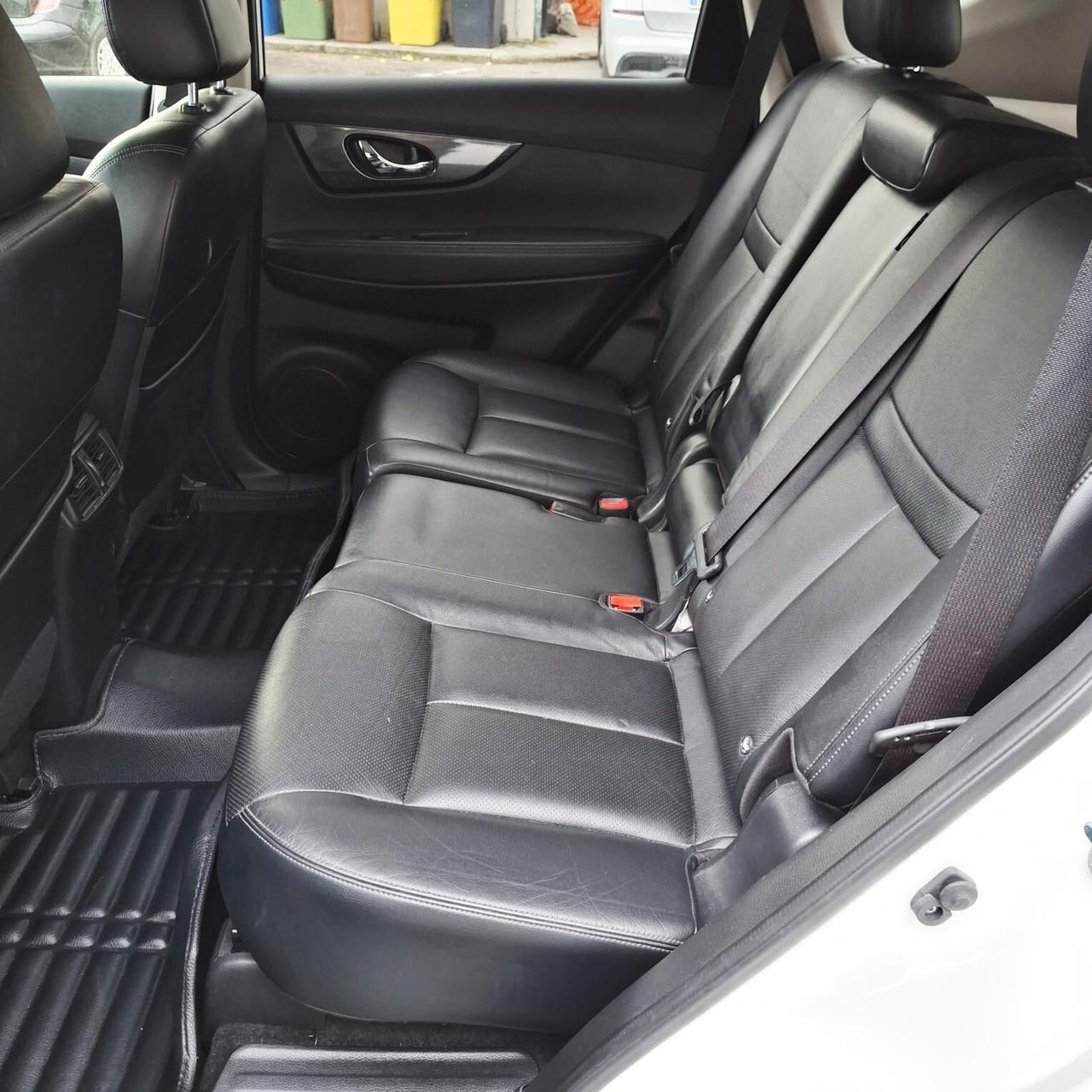 NISSAN X-Trail 1.6 dCi 4WD TEKNA