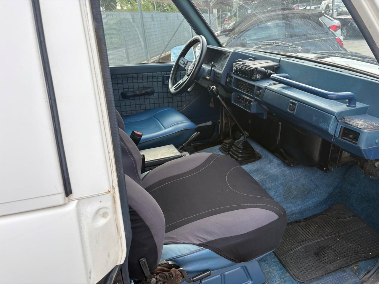 Nissan Safari Patrol TRL 3.3 diesel Hard-Top autocarro