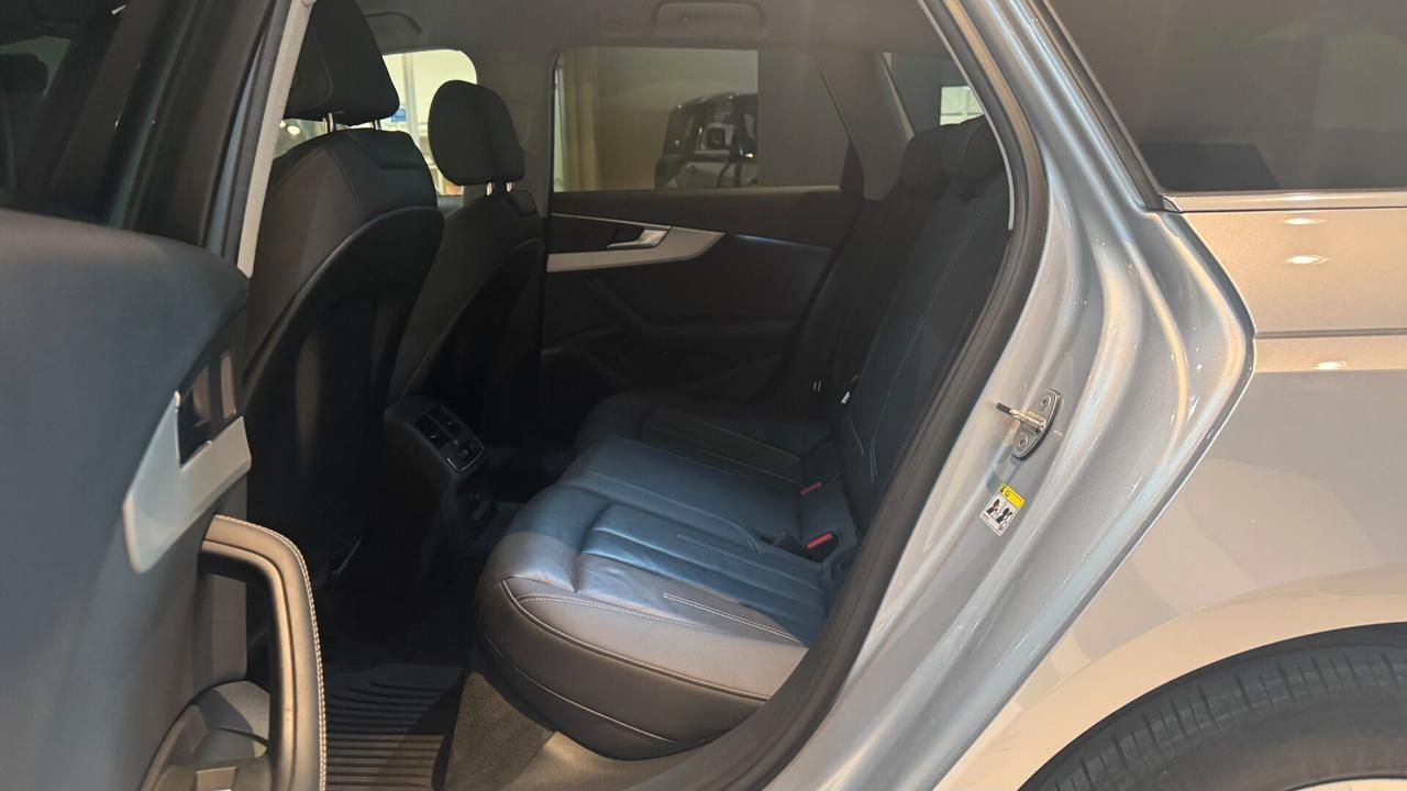 AUDI A4 AVANT S TRONIC SLINE - 2022