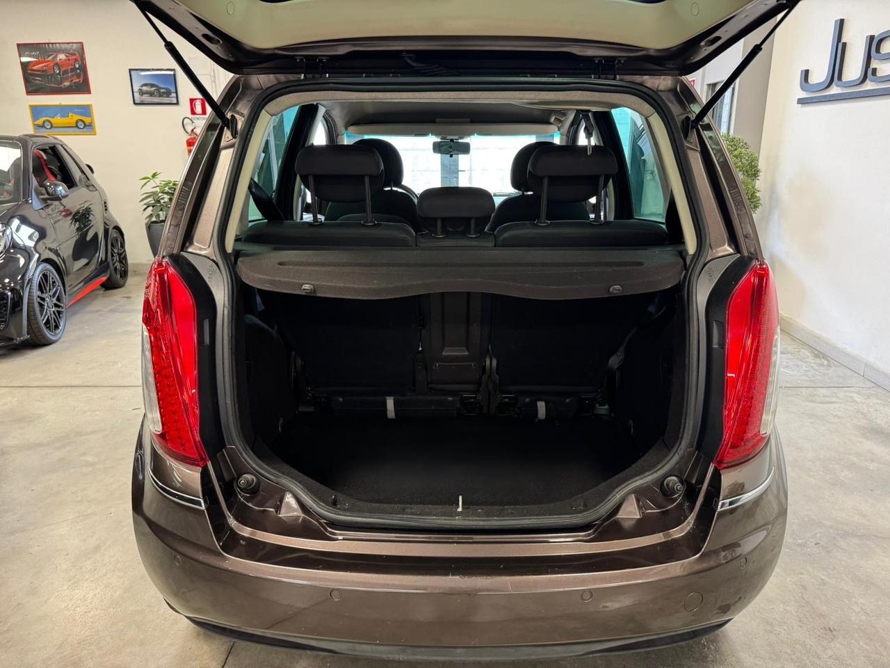 Lancia MUSA 1.3 Mjt 95 CV DFN Platinum