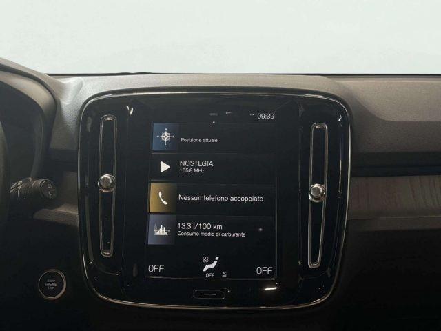 VOLVO XC40 T3 INSCRIPTION AUTOMATICA