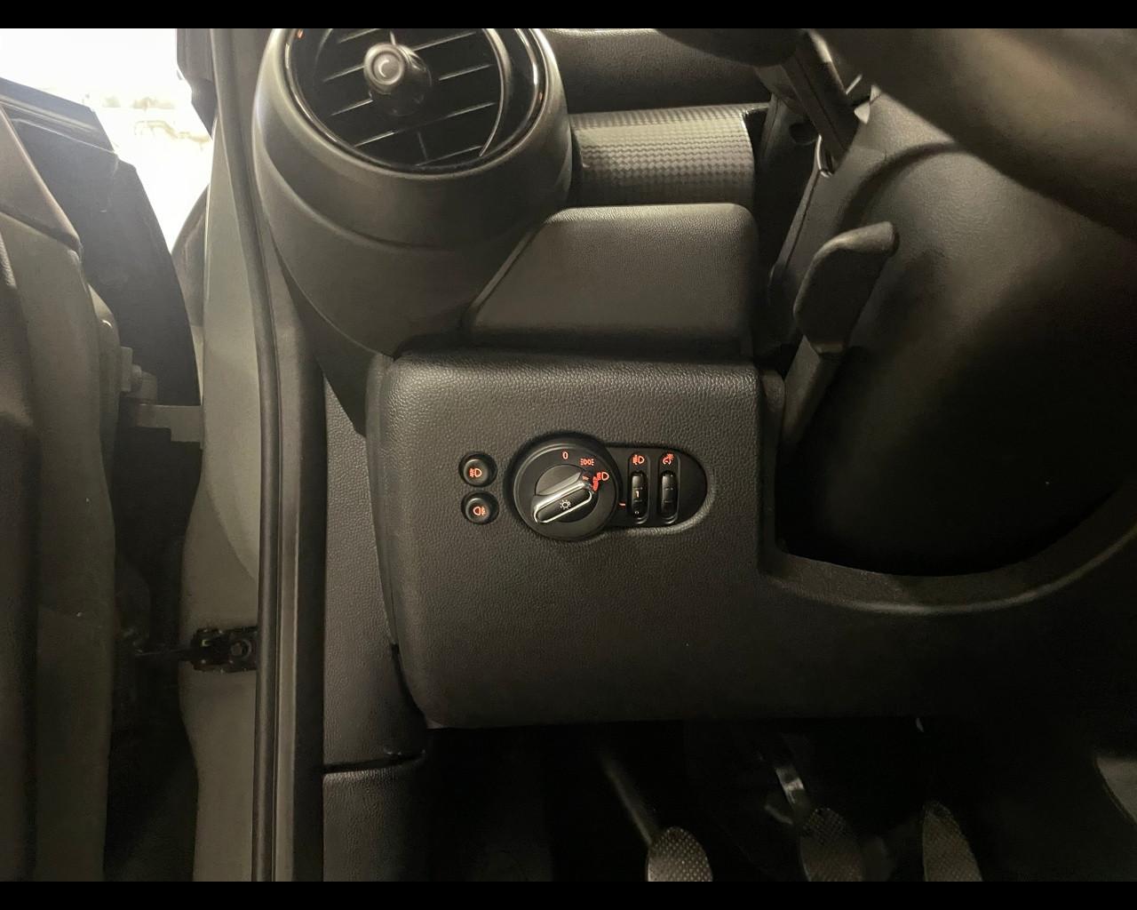 MINI Mini 4ª serie (F56) - Mini 1.5 Cooper D Boost