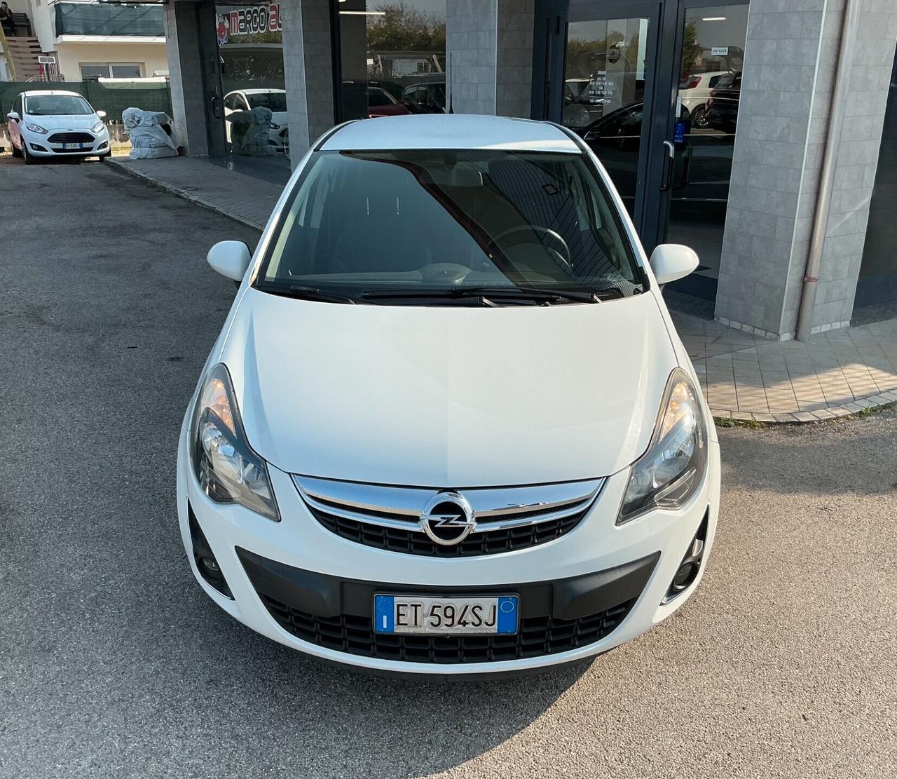Opel Corsa 1.2 GPL Neopatentati