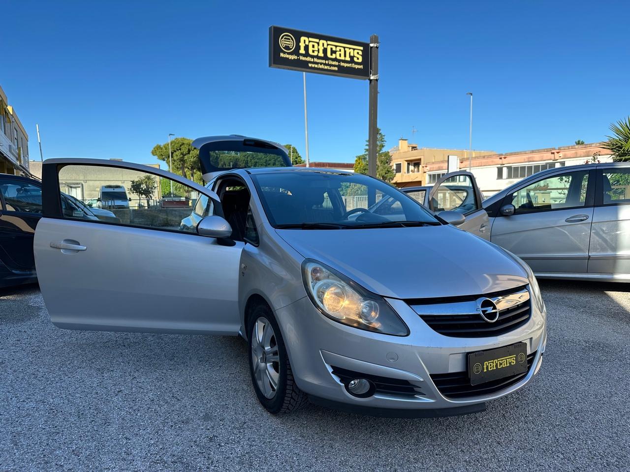 Opel Corsa 1.2 3 porte Club