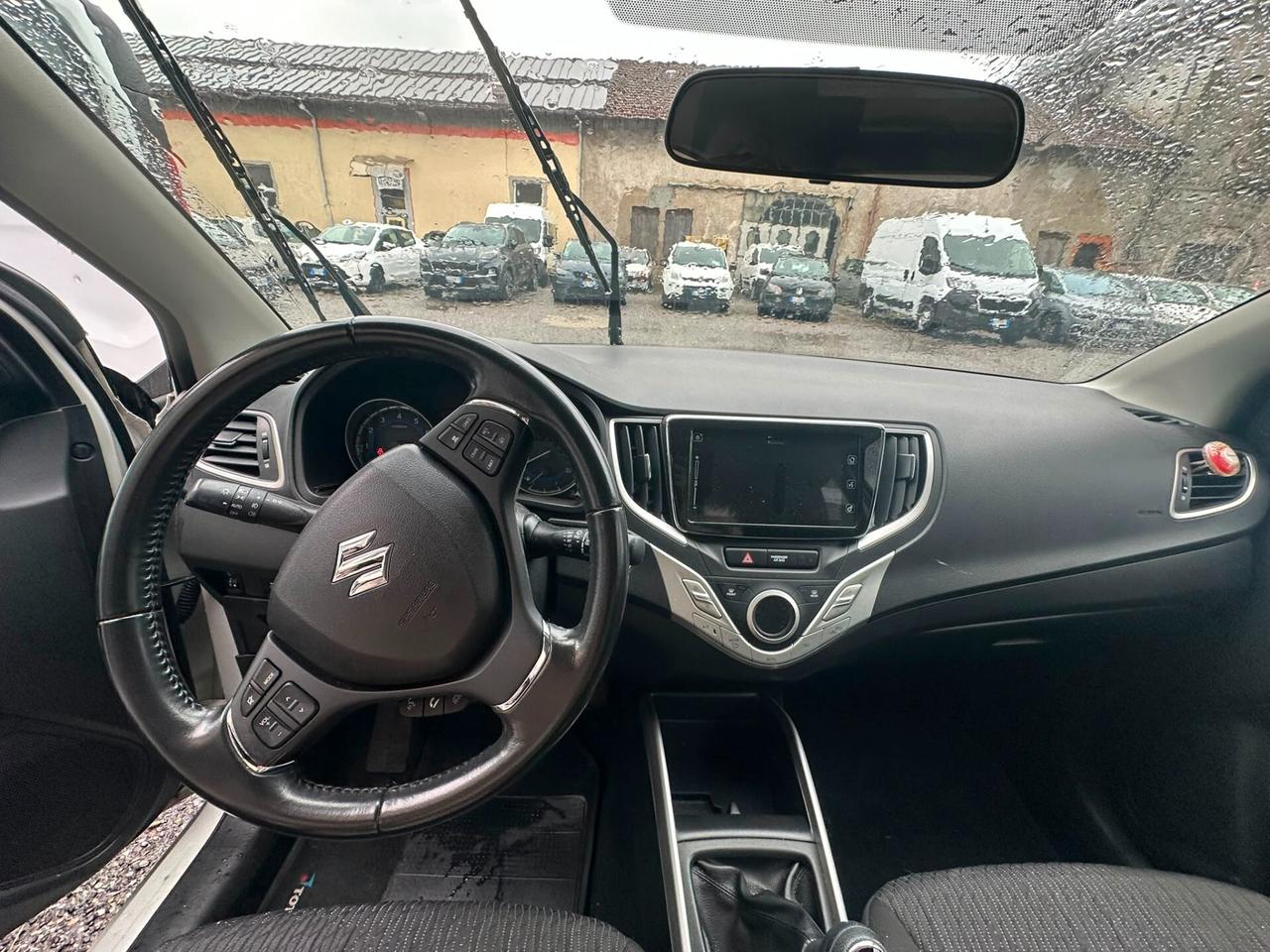 Suzuki Baleno 1.2 Hybrid B-Top
