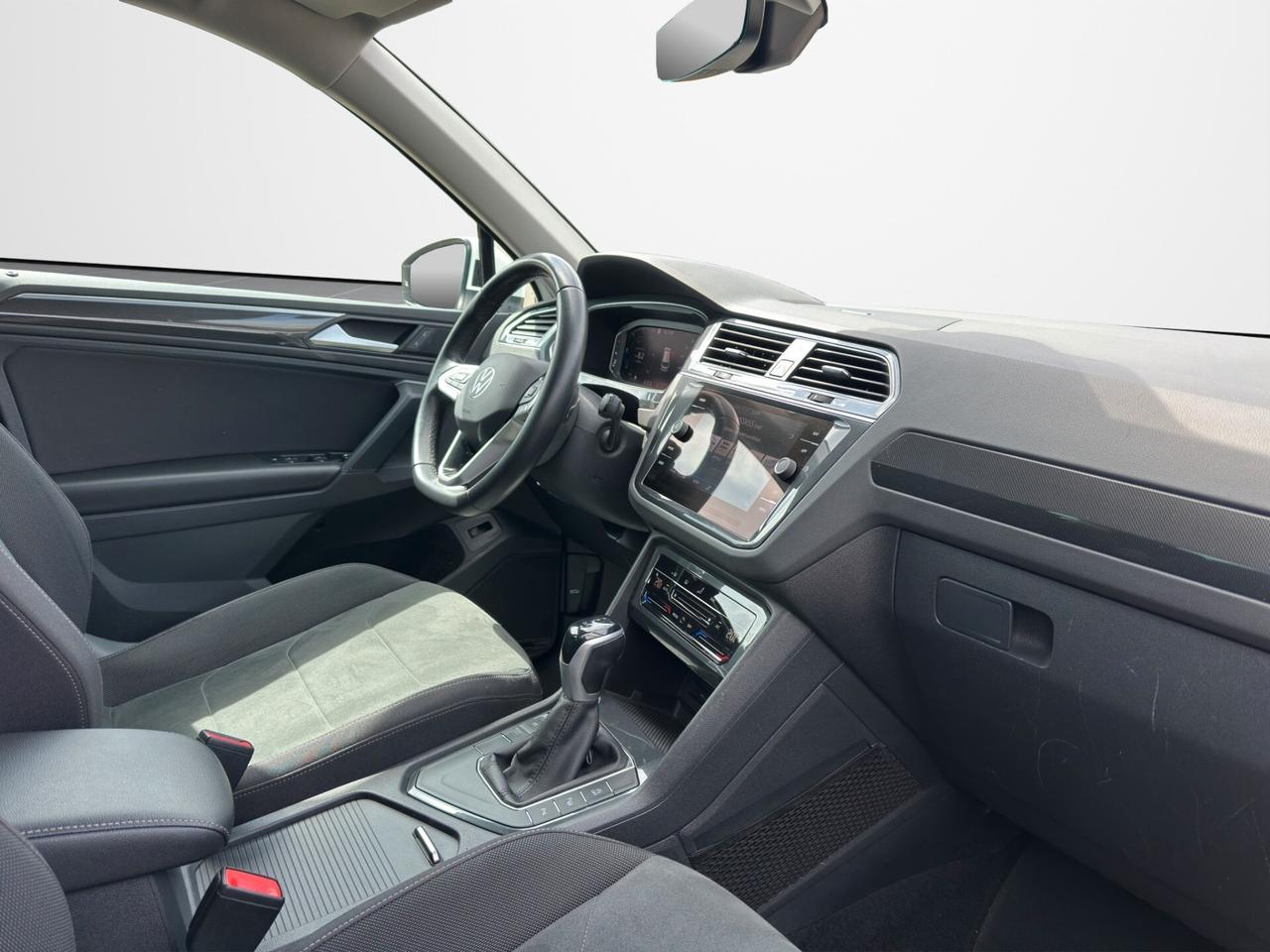 Volkswagen Tiguan 2.0 TDI 150 CV SCR DSG Elegance