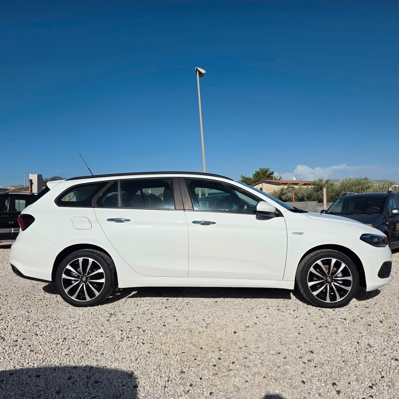 Fiat Tipo 1.6 Mjt S&S SW Lounge