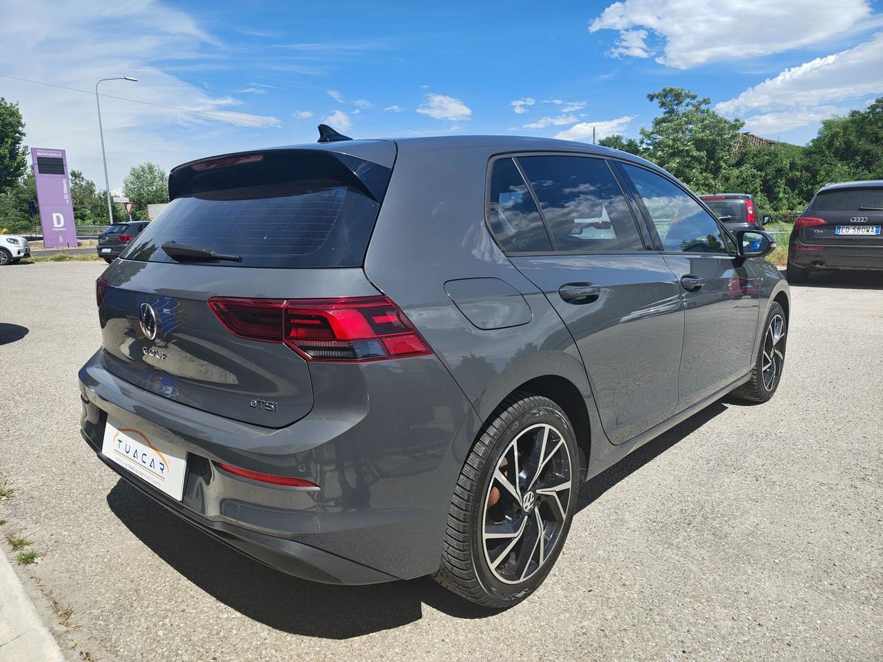 Volkswagen Golf Life 1.5 eTSI MHEV #11253
