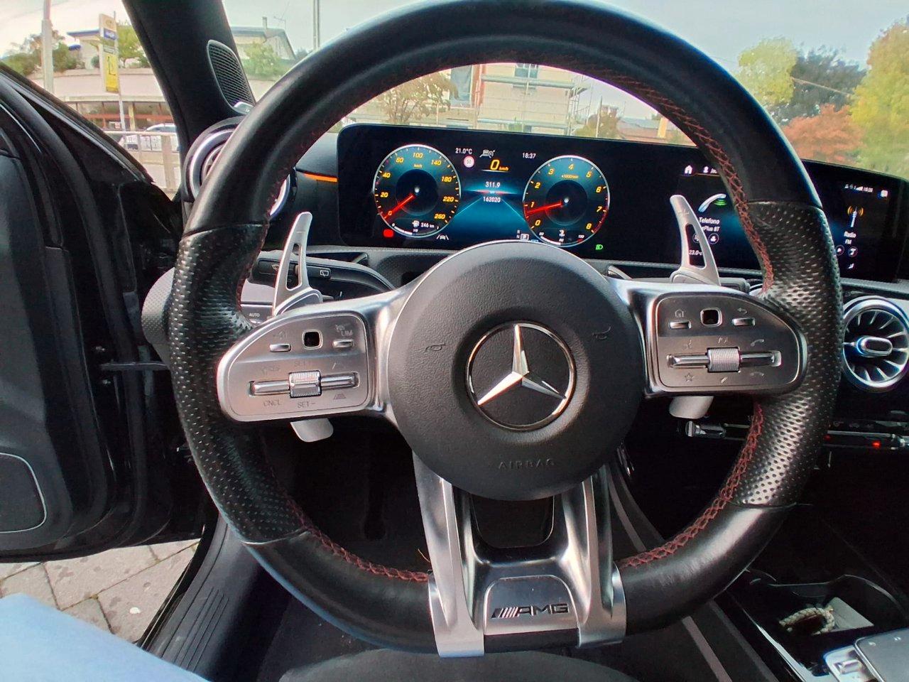 MERCEDES A250 4 MATIC PREMIUM