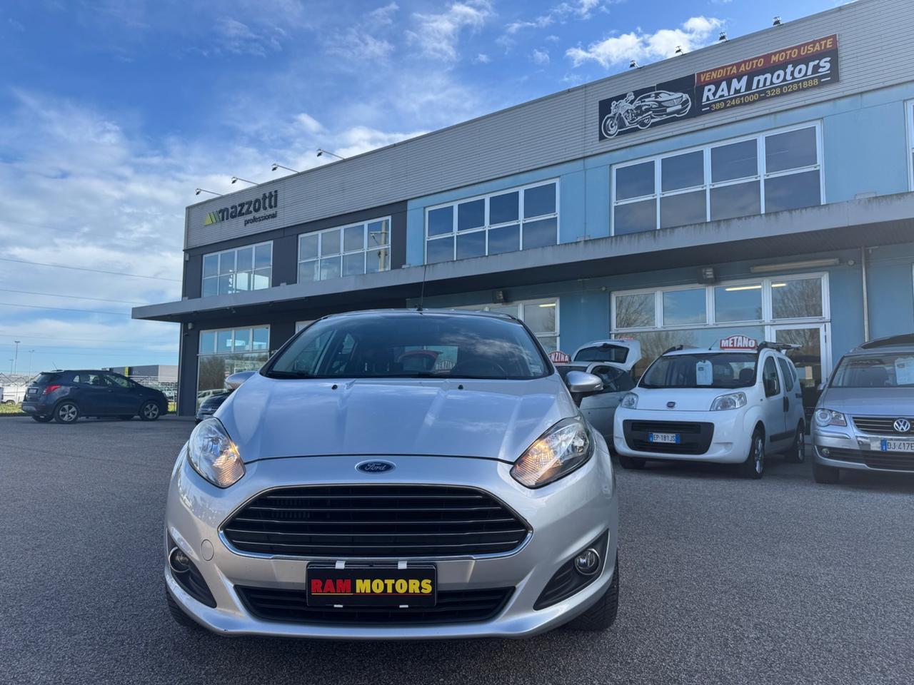 Ford Fiesta 1.5 TDCi 75CV 5 porte Titanium NEOPATENTATI