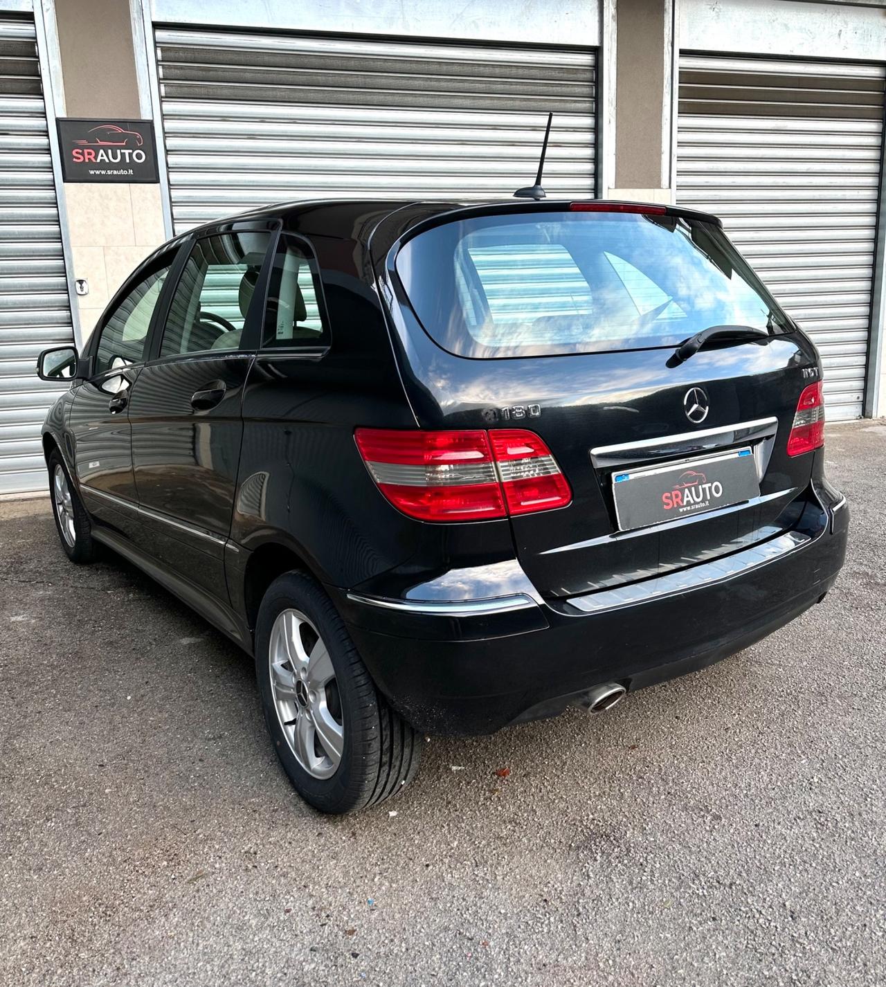 Mercedes-Benz B 180 NGT BlueEFFICIENCY-BENZ/METANO