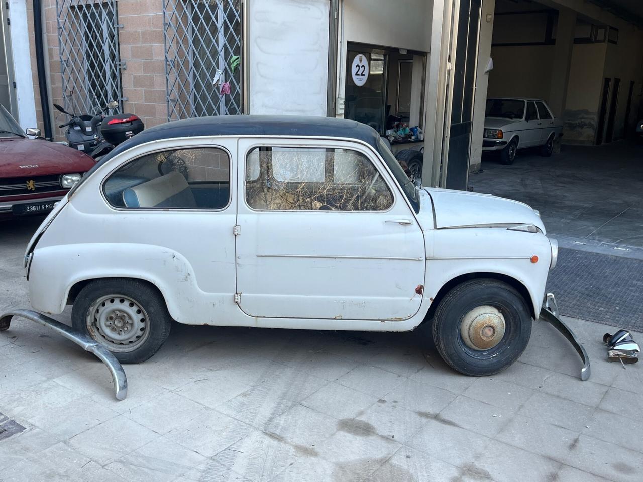 Fiat 600 Da restauro