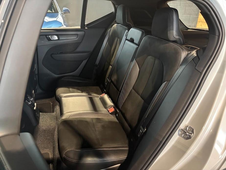 Volvo XC40 T5 Plug-in Hybrid R-design