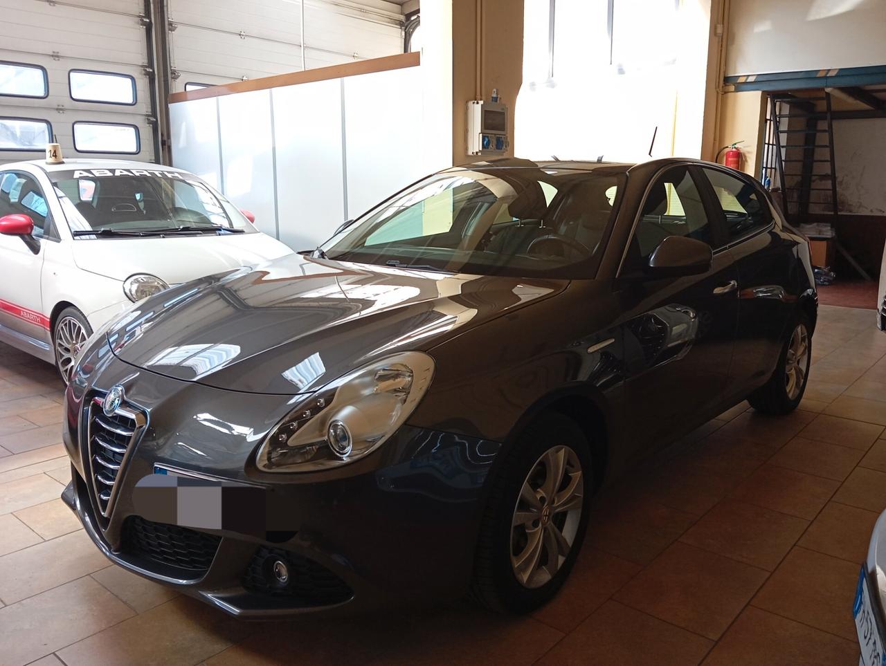 Alfa Romeo Giulietta 1.6 JTDm-2 105 CV Distinctive
