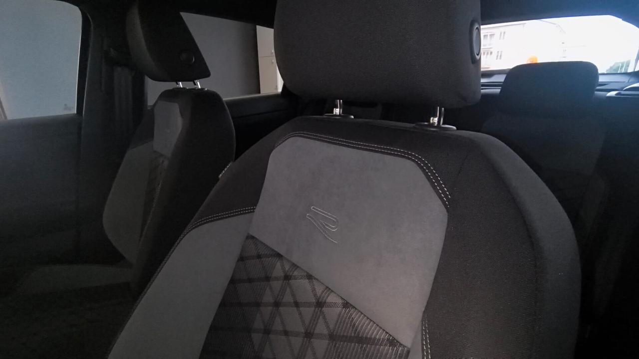 Volkswagen Taigo 1.0 TSI 115 CV R-Line Plus