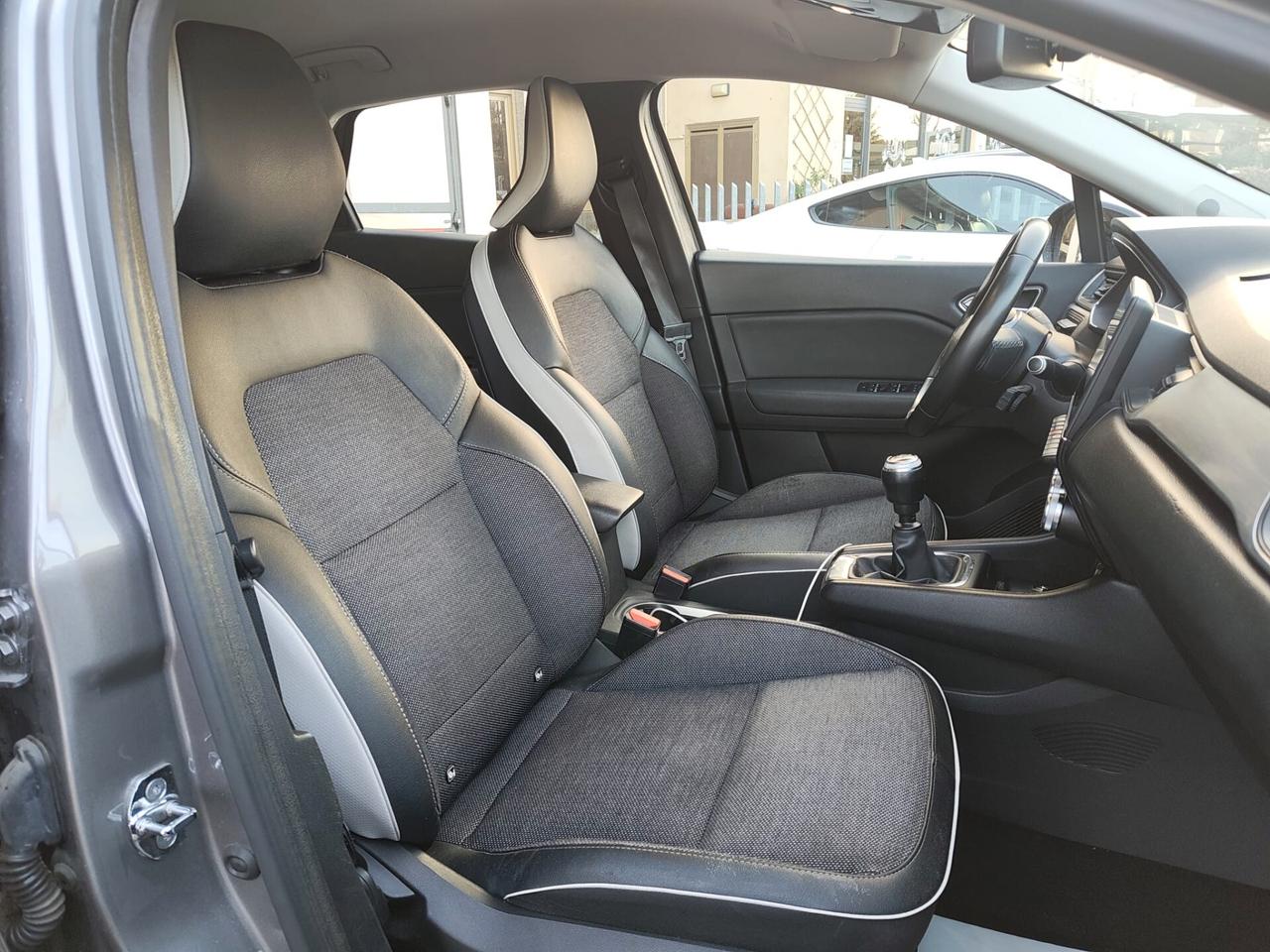 Renault Captur dCi 95CV NEOPATENTATI