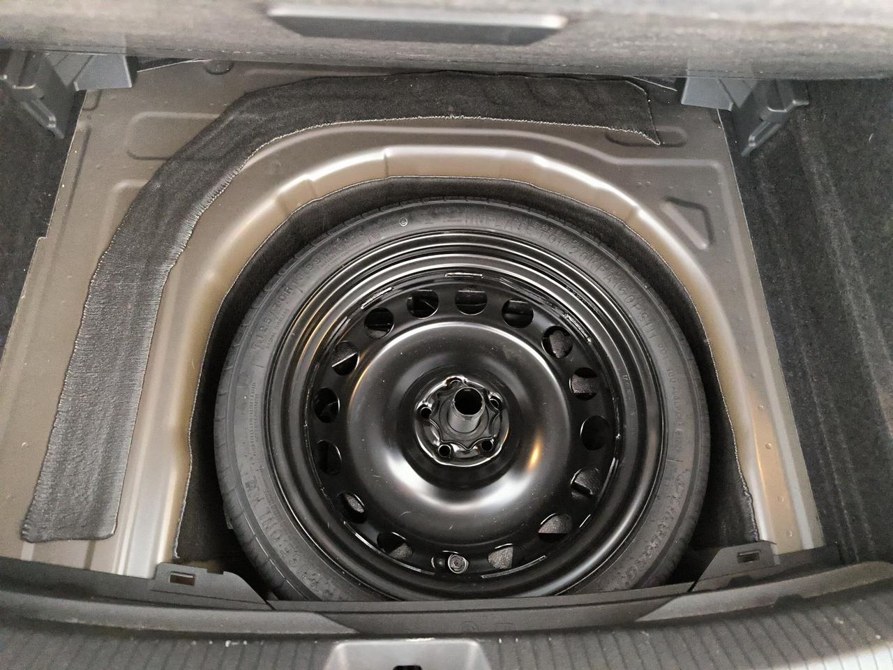 Volkswagen Taigo 1.0 tsi r-line 110cv