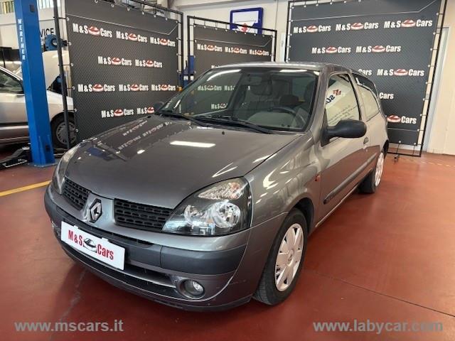 RENAULT Clio 1.4 16V 3p. Expression