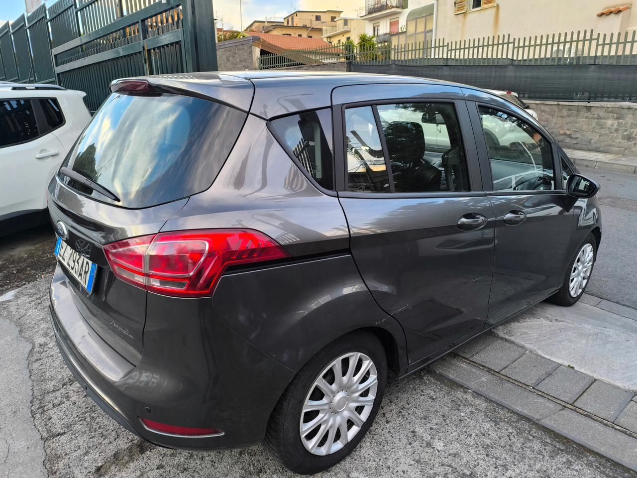 Ford B-Max 1.4 90 CV GPL Titanium