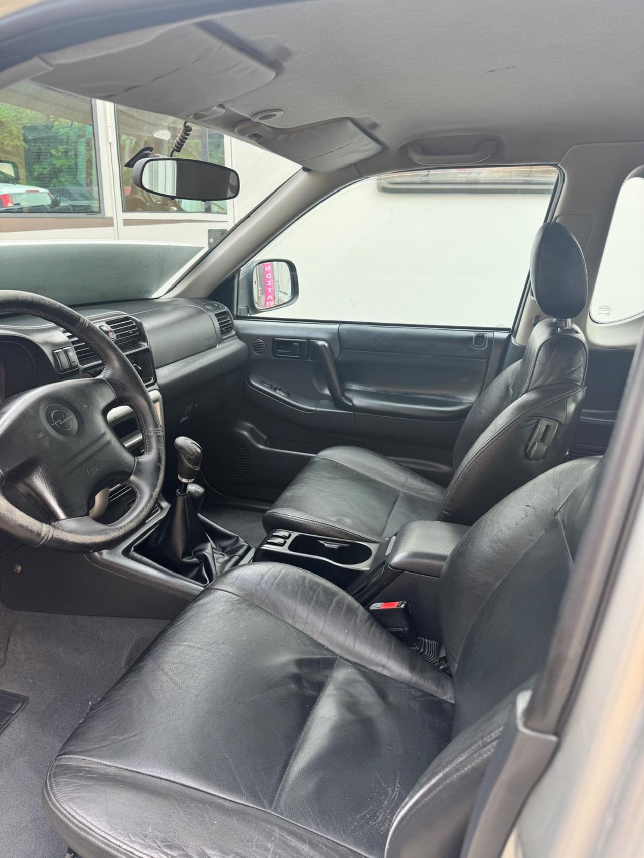 Opel Frontera 2.2 16V DTI 3 porte 4x4 con ridotte