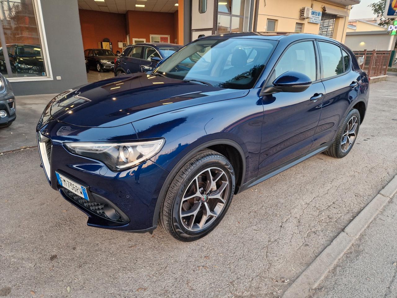 Alfa Romeo Stelvio 2.2 Turbodiesel 210 CV AT8 Q4 Super