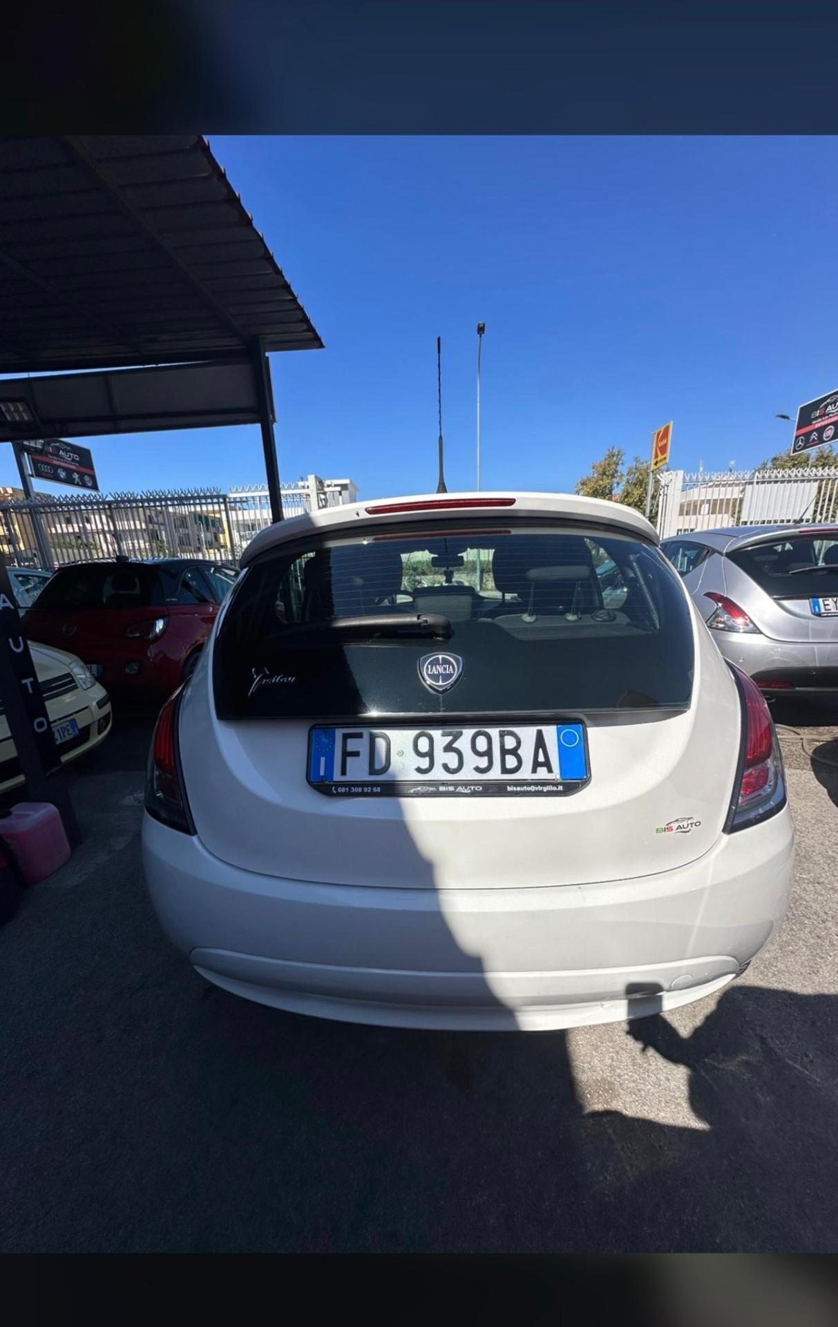 Lancia Ypsilon 1.3 MJT 16V 95 CV 5 porte S&S Gold