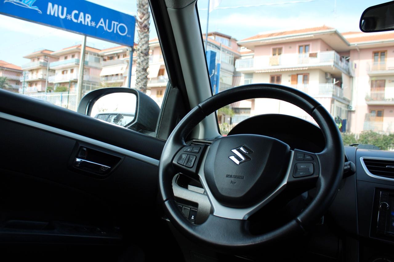 Suzuki Swift 1.3 DDiS 5 porte B-Cool Bi-Color